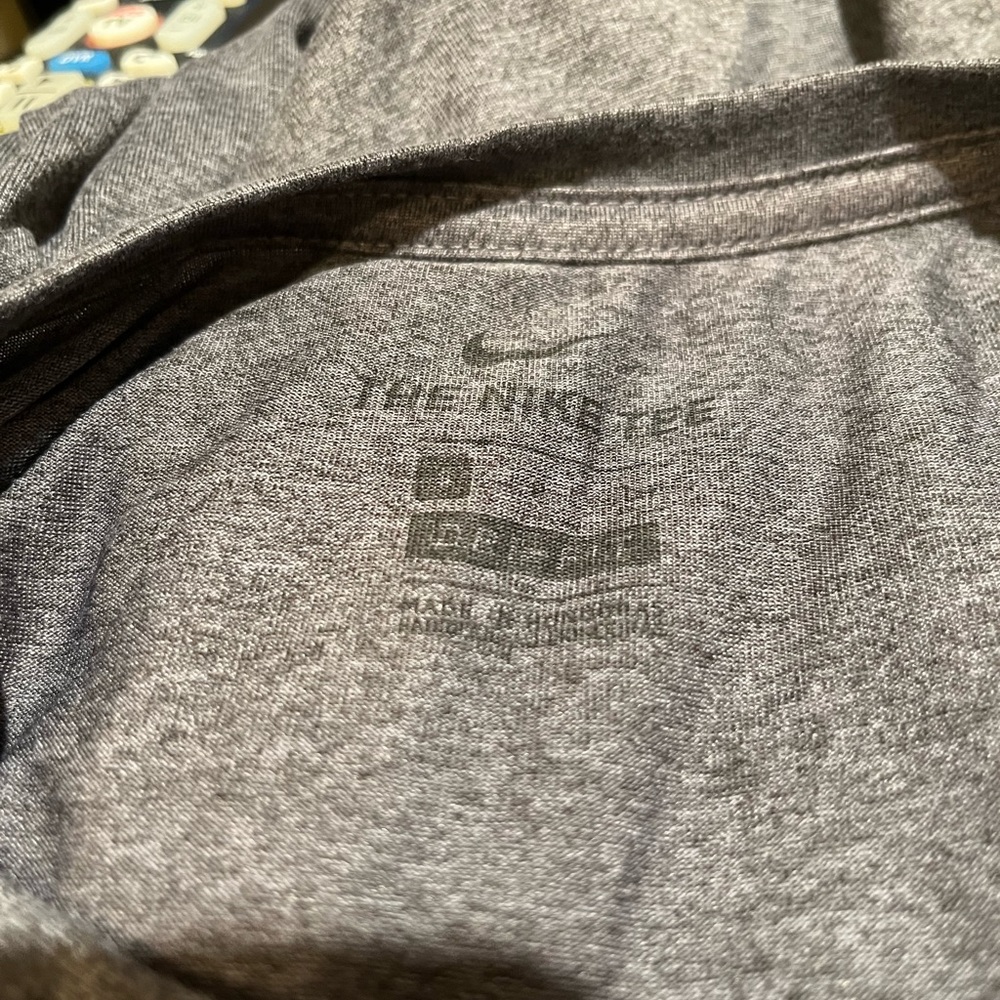 Nike Dri-Fit Oregon Tee - Picture 7 of 7